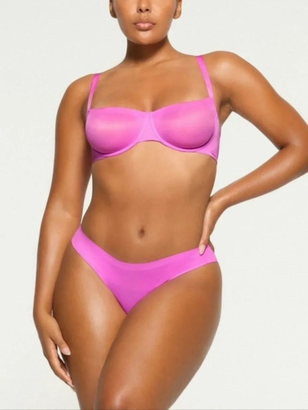 Skims | No Show Unlined Balconette Bra In Pink 40DDD - Picture 2 of 15